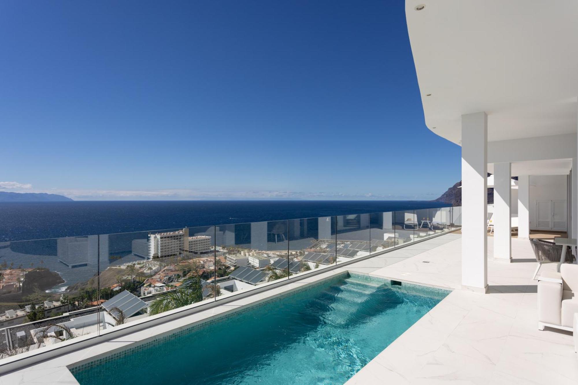 Crystal I Luxury Apartments By Enjoyahome Acantilado de los Gigantes ภายนอก รูปภาพ