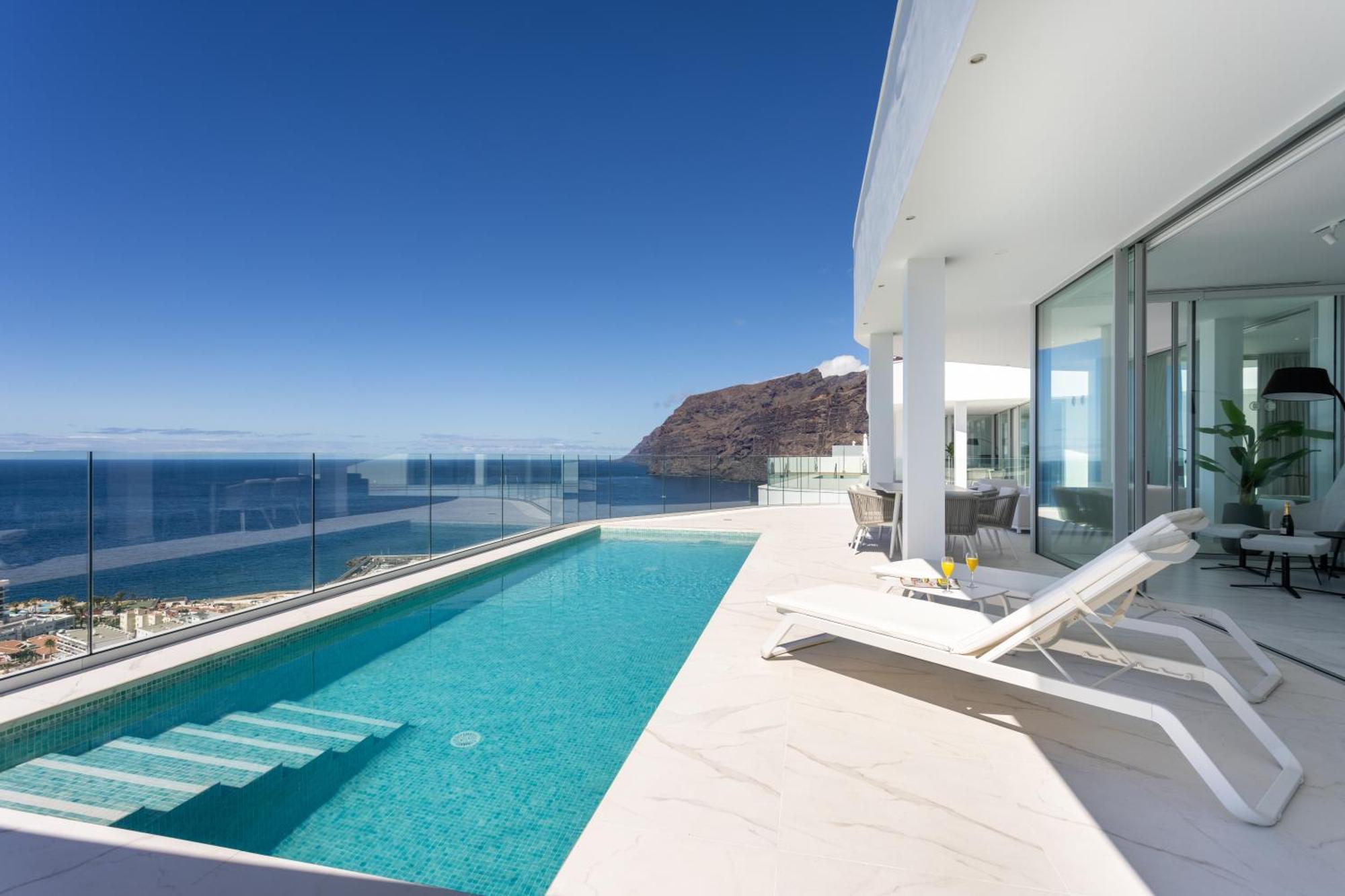 Crystal I Luxury Apartments By Enjoyahome Acantilado de los Gigantes ภายนอก รูปภาพ
