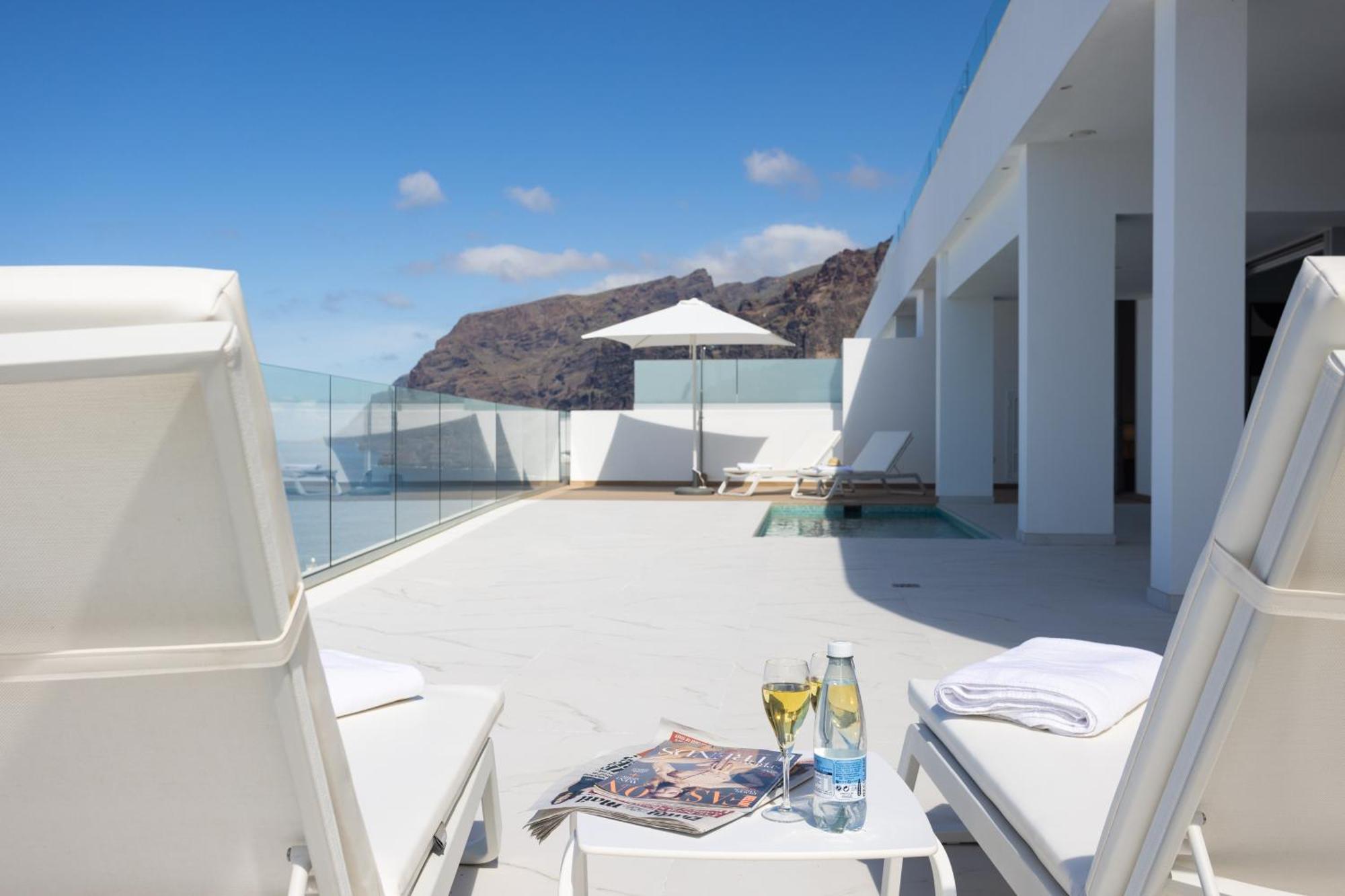 Crystal I Luxury Apartments By Enjoyahome Acantilado de los Gigantes ภายนอก รูปภาพ